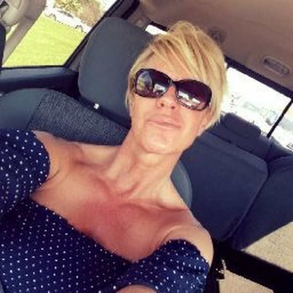 Meet your Posher, Tess - Picture 4 of 8